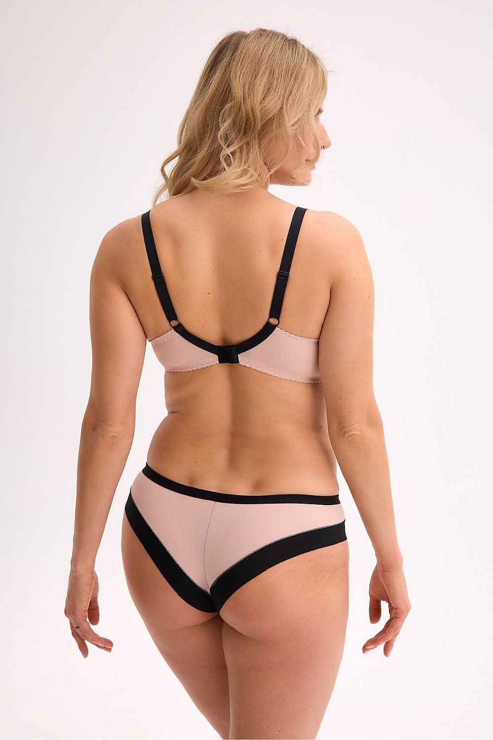 Bh Gaia zwart 216001 - productweergave 2 Secretelles
